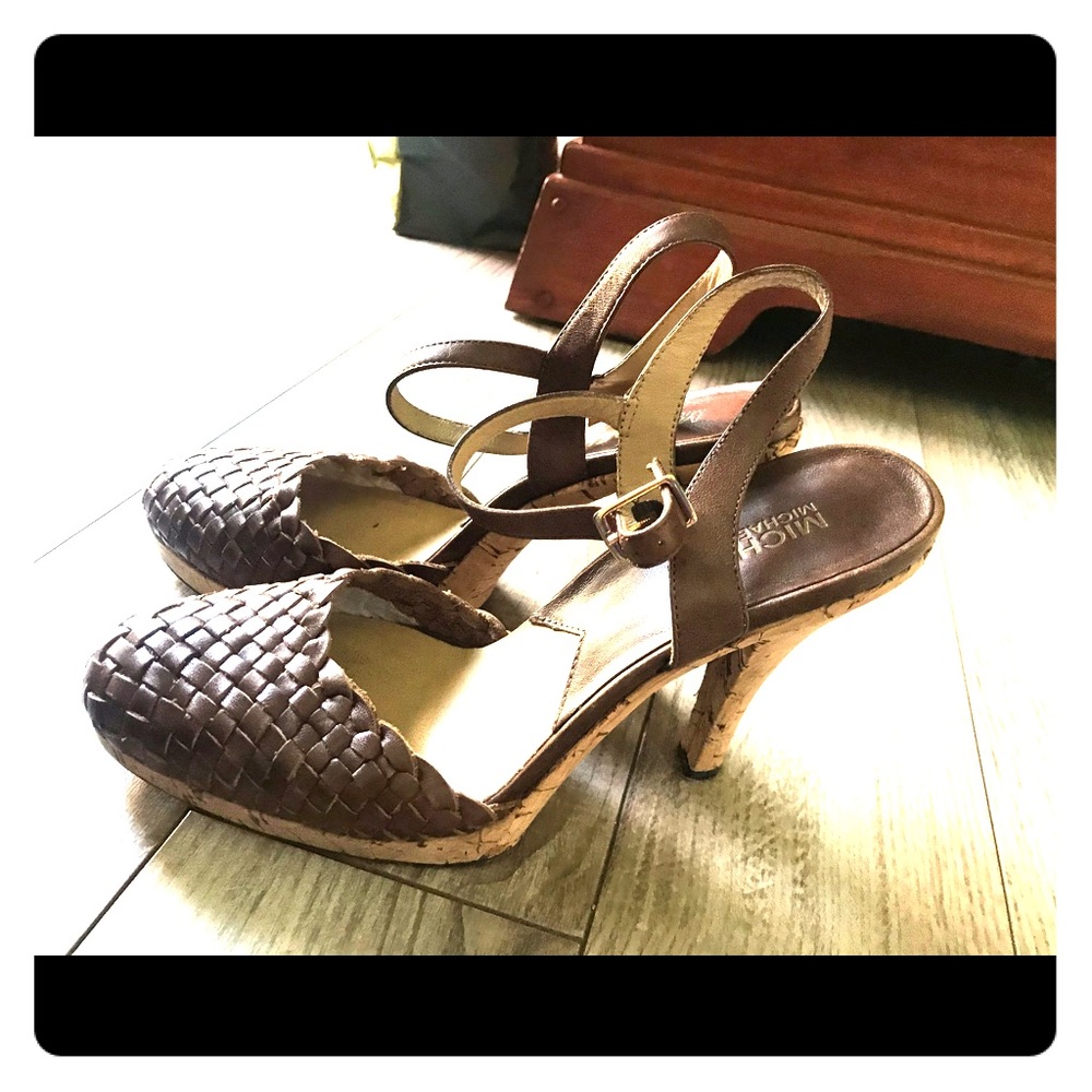 Michael Kors- Gianna Quarter Strap Shoe